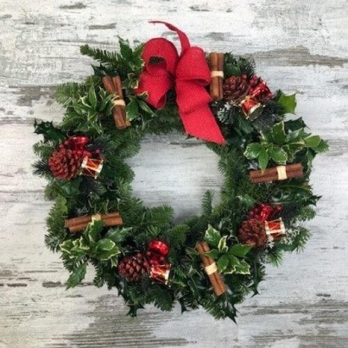 Holly Wreath W4 Decorated